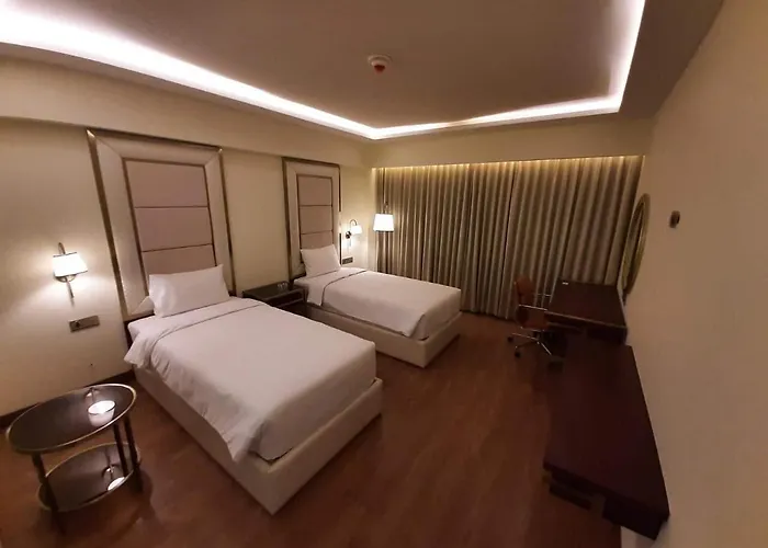 Kay-Em Spectra Hotel Chennai